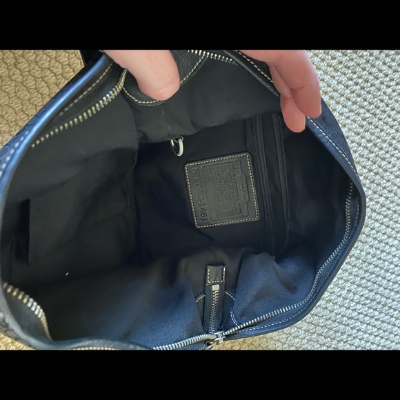 Large Coach Bag - Picture 4 of 5